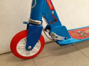 Vând trotinetă copii 4 - 8 ani pliabilă Oxelo - imagine 2