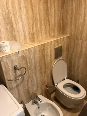 ofer spre inchiriere ap. 3 camere 93 mp  decomandat, utilat si mobilat modern  DECEBAL vedere mixta  - imagine 2