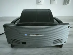 Proiector NEC WT610 (718 ore lampă, 65% timp rămas) ultra short-throw