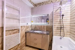 Apartament 3 camere modern,  loc de parcare + boxa, Isaran Coresi - imagine 8