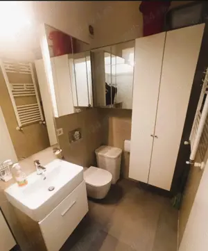 CENTRU pe Blv. Unirii chirie Apartament 2 camere decomandate 