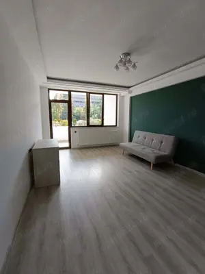 Apartament spațios cu 2 camere, 70 m  - Tractorul, Coresi - imagine 3