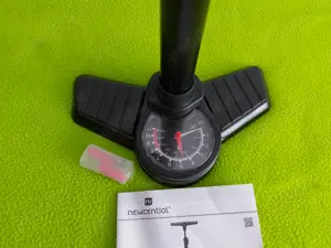 Pompa cu manometru, presiune 11 Bar, PSI (0-160). + accesorii - imagine 5