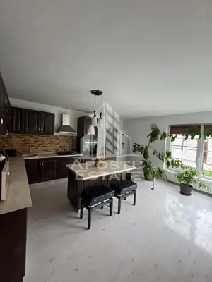 Casa Smart cu 5 camere, panouri fotovoltaice, in Sanmihaiu Roman - imagine 2