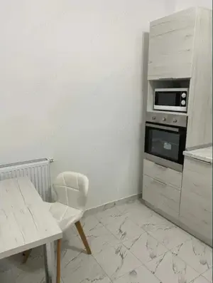 Ofer in centru chirie Ap 2 camere pe Alexandru-Ioan-Cuza bloc cu BRD - imagine 4 Ofer in centru chirie Ap 2 camere pe Alexandru-Ioan-Cuza bloc cu BRD - imagine 4