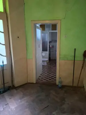 Casa  4 camere  Strada V.Lucaciu colt  cu I.L. Caragiale in Nădlac - imagine 14