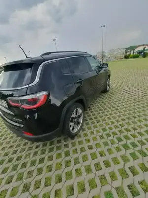 Vand Jeep Compass 2017 - imagine 2