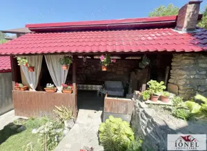 Casa de vanzare in Ampoita - imagine 15