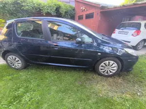 Vând Peugeot- 307 , an fabricație 2006 - imagine 2