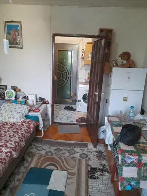 Garsoniera Etaj 2 zona Buziasului - imagine 5