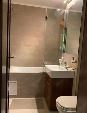 Central pe Bulevardul Unirii inchiriez apartament 2 camere