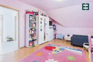 Casă cu 5 camere - Zona Dumbrăvița - Timișoara - imagine 12