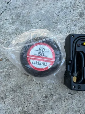 Kit pană original Mercedes-Benz (compresor + soluție), stare excelentă - imagine 3