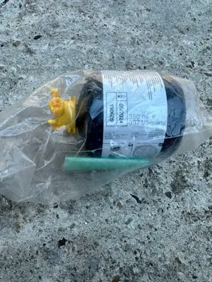 Kit pană original Mercedes-Benz (compresor + soluție), stare excelentă - imagine 4