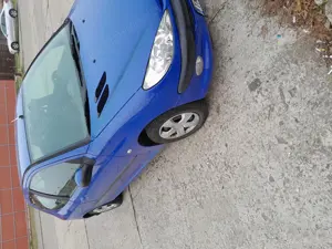 Peugeot 206 ,1,3  benzina  - imagine 3