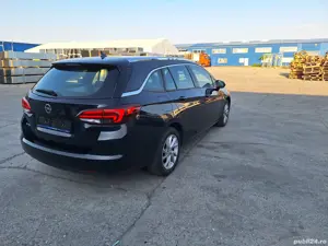 Vând Opel Astra Sports Tourer  - imagine 3