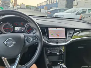 Vând Opel Astra Sports Tourer  - imagine 4