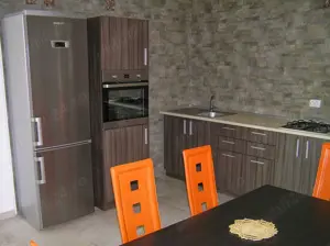 PF vand Apartament duplex 7 camere 4 bai Mamaia Nord centru + curte 300m de plaja - imagine 2