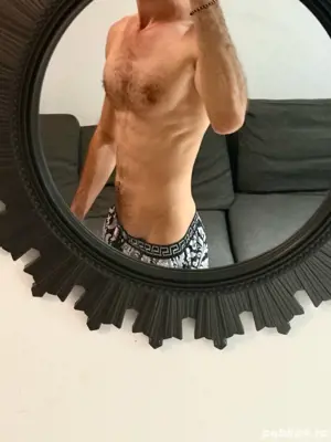 Golden boy pe placul tau 