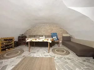 Refugiu urban cu personalitate – Casa cu mansarda si crama amenajata -  zona centrala - imagine 18 Refugiu urban cu personalitate – Casa cu mansarda si crama amenajata -  zona centrala - imagine 18