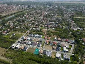 Teren 500mp, Tabacovici