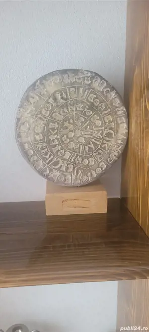 Discul din Phaistos - replică - imagine 3