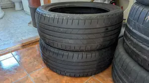 set 2 anvelope vara 225/40/18 Bridgestone