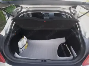 Peugeot 308 2008 - imagine 5