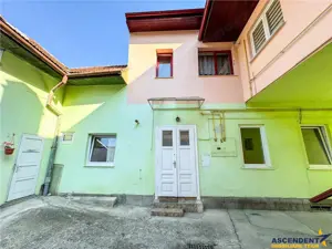 FILM!Apartament 2 camere decomandate, parter, in casa,curte comuna,Central,Brasov - imagine 10