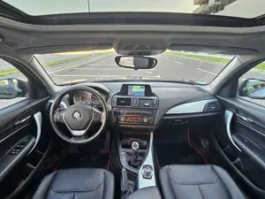 BMW F20 Seria 1 120D*184cp*Xdrive*Piele*Trapa*Xenon*Senzori F S*Full - imagine 6 BMW F20 Seria 1 120D*184cp*Xdrive*Piele*Trapa*Xenon*Senzori F S*Full - imagine 6