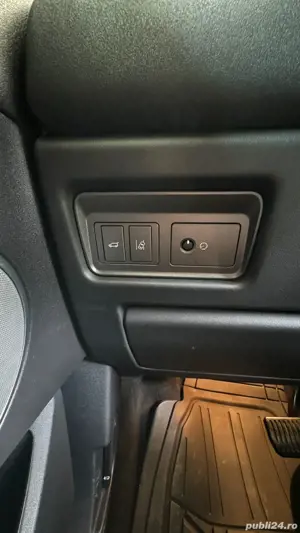 vand masina in starea  impecabila  din toate punctele de vedere  merită  văzută  ,e pentru  pretenți - imagine 4