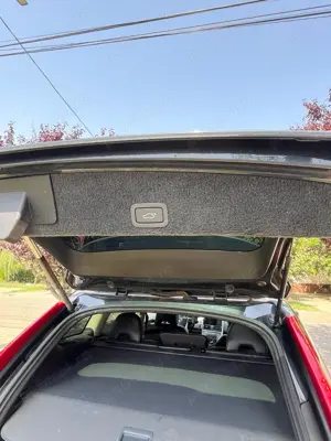 Persoana fizica vand VOLVO  XC60 2.4d D5 SUMMUM  - imagine 3