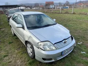Toyota Corolla 2005 avariata