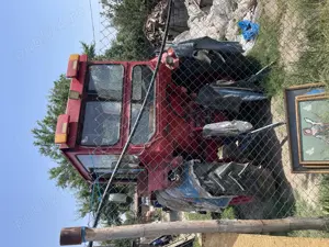De vânzare tractor U 650 - imagine 5