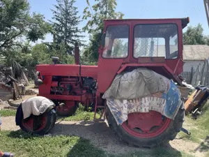 De vânzare tractor U 650 - imagine 4