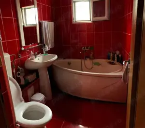 Apartament 4 camere decomandat etaj 3 Soarelui langa Uranus Plaza amenajat centrala