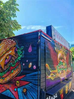 Parteneriat afacere street food