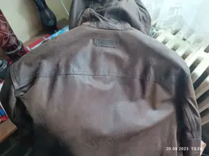 Haina de piele Marlboro XL - imagine 3