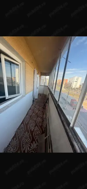 Apartament cu 3 camere, et 3, 65 mp, Sagului - imagine 4