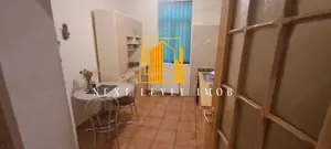 Casă  de închiriat – Strada Eremia Grigorescu, Pitești - imagine 15