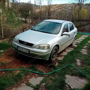 Opel Astra 1,4   92 CP, benzina - imagine 4