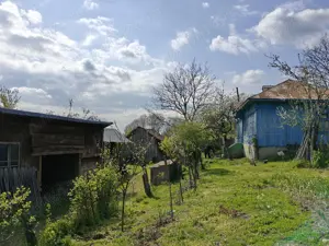 Casă cu teren generos la 15 km de Craiova - imagine 2