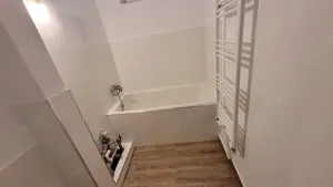 Vand apartament decomandat 2 camere