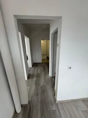 Vand apartament Orsova - imagine 5