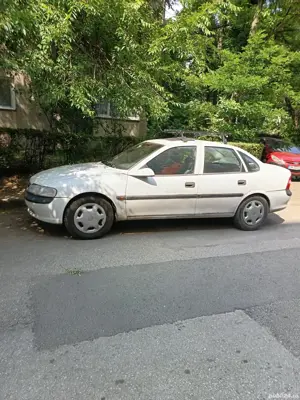 vând Opel Vectra b  an 2000 atare buna, verificare pină 2026,