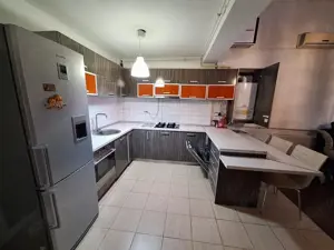 Apartament 3 camere lux