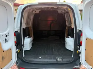 ford transit courier 2019,180000 km,1.5 diesel,unic proprietar - imagine 6