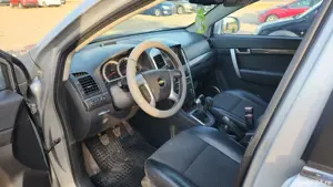 Chevrolet Captiva LT 2.0  - imagine 2