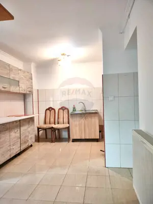 Apartament spațios cu 4 camere, zonă centrală – Sighișoara - imagine 11