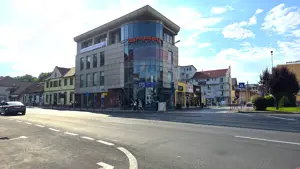 Birouri top de închiriat în Brașov, spațiu premium ultracentral - imagine 2